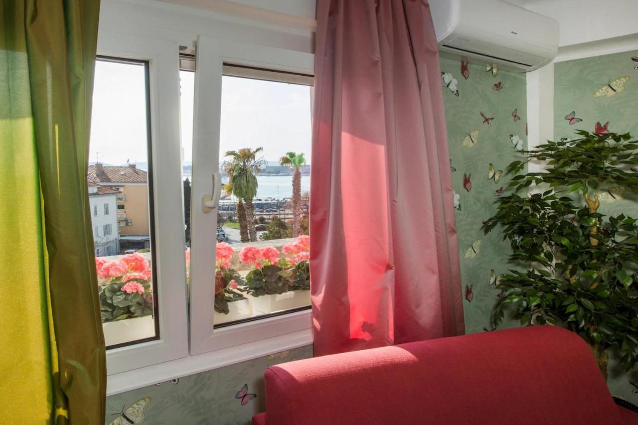 Beach Apartment Butterfly With Sea View สปลิท ภายนอก รูปภาพ