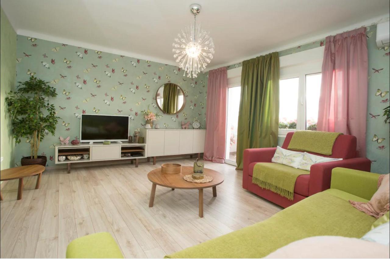 Beach Apartment Butterfly With Sea View สปลิท ภายนอก รูปภาพ